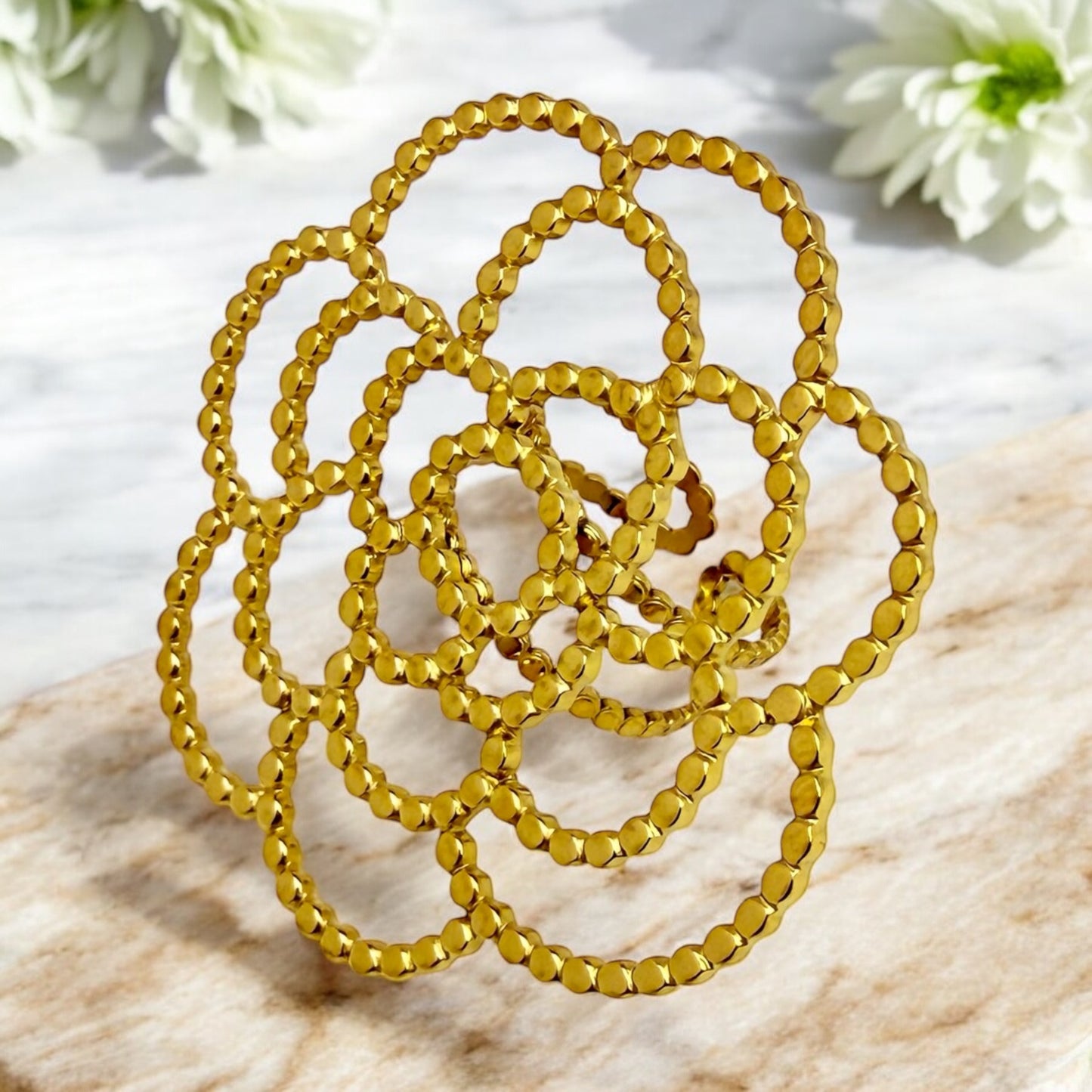 Bague Catane ajustable en acier inoxydable doré.