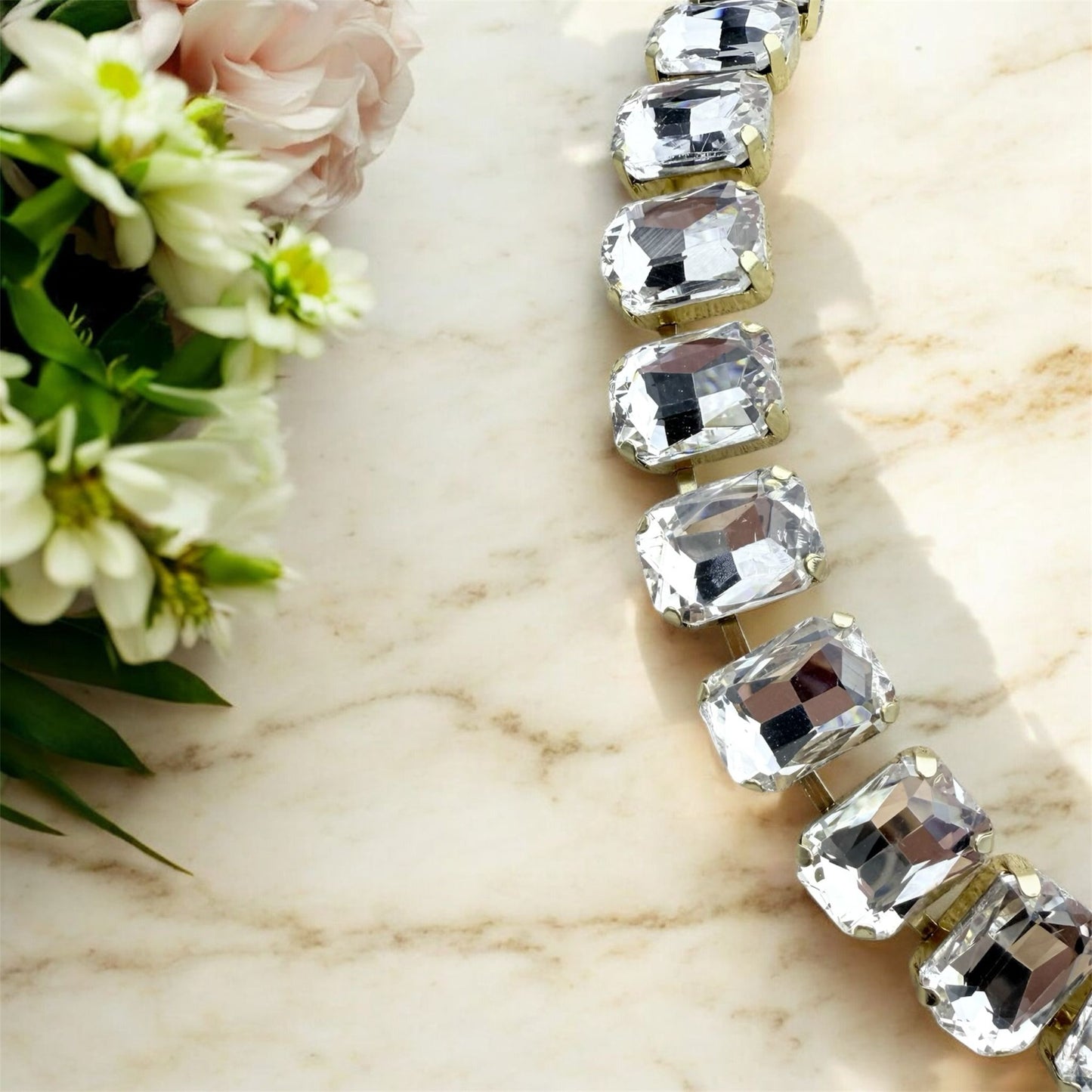 Collier Pacific Palisades en cristal Blanc ajustable