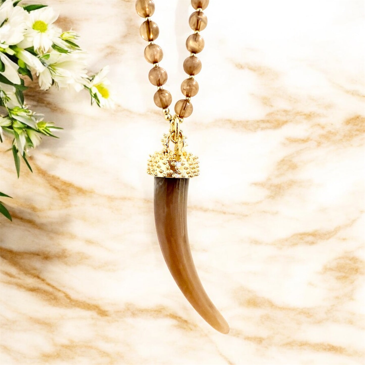 Sautoir Darwin Marron collection Bohème en résine nacré