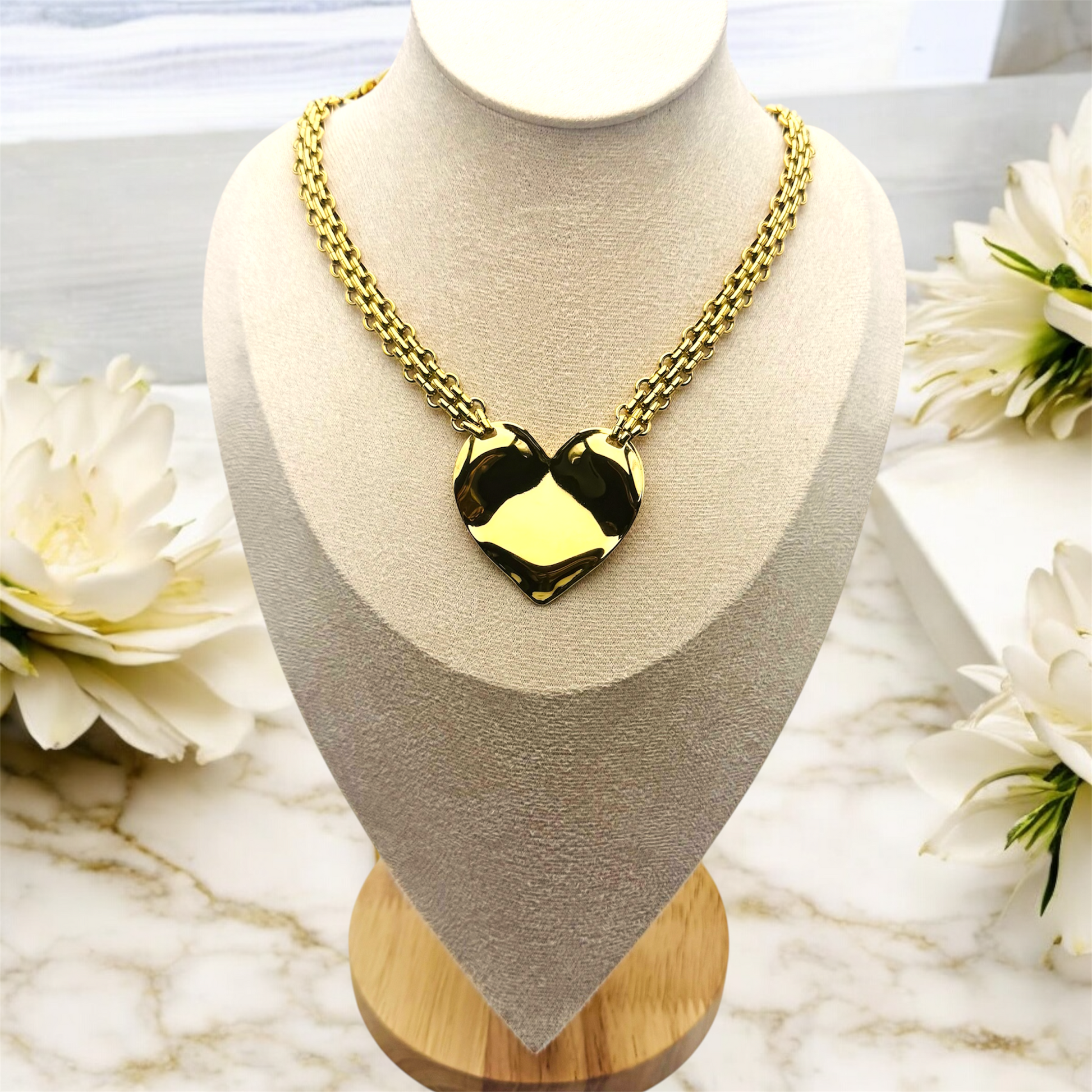 Collier Colombo ajustable en acier inoxydable doré. 